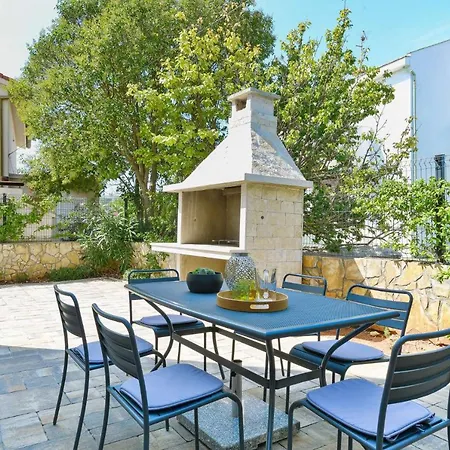 Beachfront Villa Klaudija Sukošan